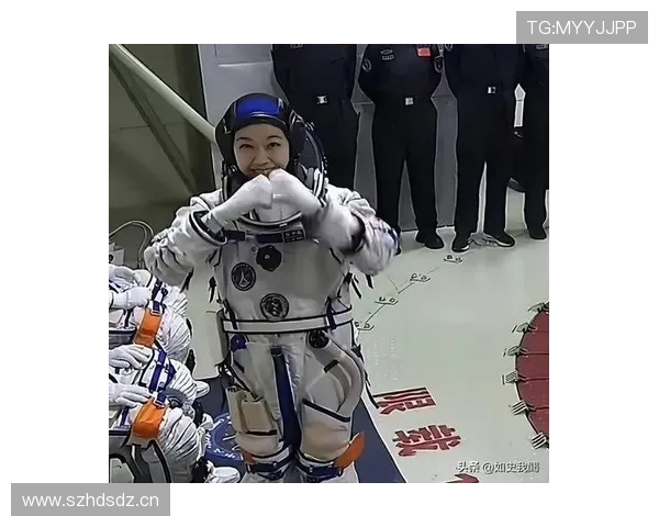5.27日资讯 神舟二十三号名单炸出照妖镜 黎家盈还没上天,就刺痛了某些人 _训练_数据_载荷 5.27日资讯 神舟二十三号名单炸出照妖镜 黎家盈还没上天,就刺痛了某些人 _训练_数据_载荷